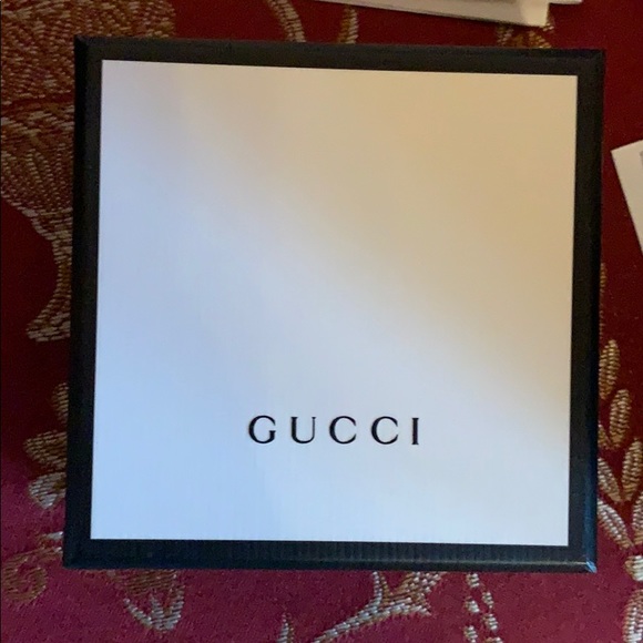 New Gucci Trademark Logo Silver Butterfly Ring - Picture 3 of 4